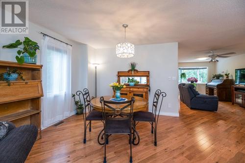 3166 Wallace Crescent, Prince George, BC - Indoor Photo Showing Kitchen