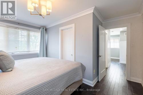 2336 Proudfoot Trail, Oakville (West Oak Trails), ON - Indoor Photo Showing Bedroom