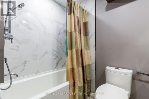 2336 Proudfoot Trail, Oakville (West Oak Trails), ON - Indoor Photo Showing Bathroom