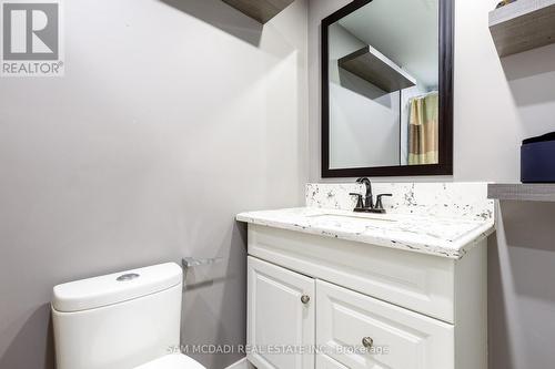 2336 Proudfoot Trail, Oakville (West Oak Trails), ON - Indoor Photo Showing Bathroom