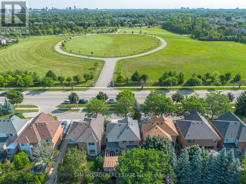 2336 Proudfoot Trail, Oakville (West Oak Trails), ON - Outdoor With View