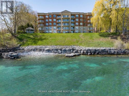 305 - 5194 Lakeshore Road, Burlington (Appleby), ON - Outdoor With Body Of Water