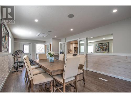 655 Clifton Road S, Kelowna, BC - Indoor Photo Showing Dining Room