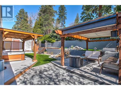 655 Clifton Road S, Kelowna, BC - Outdoor