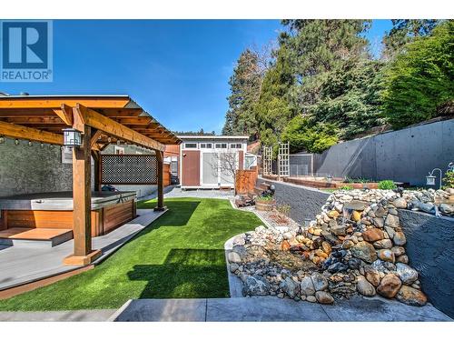 655 Clifton Road S, Kelowna, BC - Outdoor