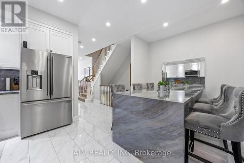 6 Bluewater Court, Toronto (Mimico), ON - Indoor Photo Showing Kitchen