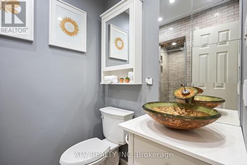 6 Bluewater Court, Toronto (Mimico), ON - Indoor Photo Showing Bathroom