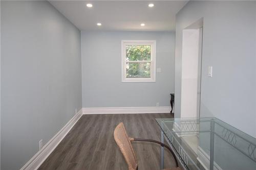 701 Wilson Street, Hamilton, ON - Indoor Photo Showing Bathroom