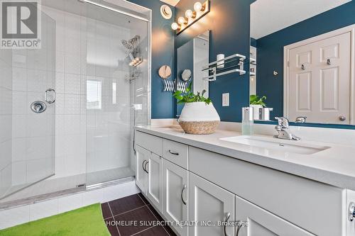 1831 Reilly Walk, London, ON - Indoor Photo Showing Bathroom