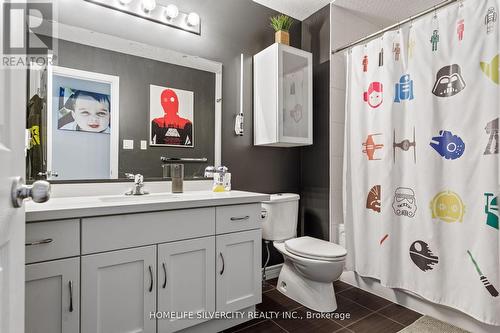 1831 Reilly Walk, London, ON - Indoor Photo Showing Bathroom