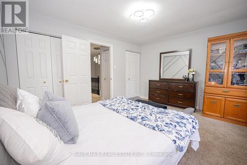 134 Chesley Avenue, London, ON - Indoor Photo Showing Bedroom