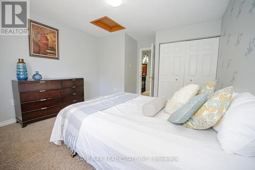 134 Chesley Avenue, London, ON - Indoor Photo Showing Bedroom