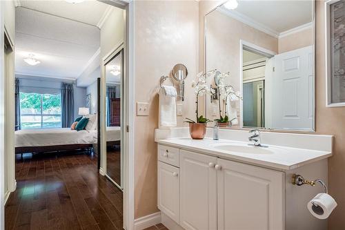 2085 Amherst Heights Drive|Unit #106, Burlington, ON - Indoor Photo Showing Bathroom