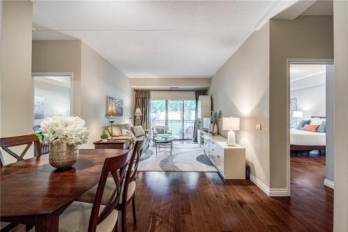 2085 Amherst Heights Drive|Unit #106, Burlington, ON - Indoor Photo Showing Dining Room