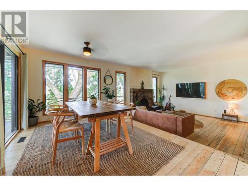 10604 Bonnie Drive, Lake Country, BC - Indoor