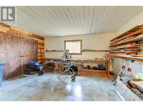 10604 Bonnie Drive, Lake Country, BC - Indoor Photo Showing Garage