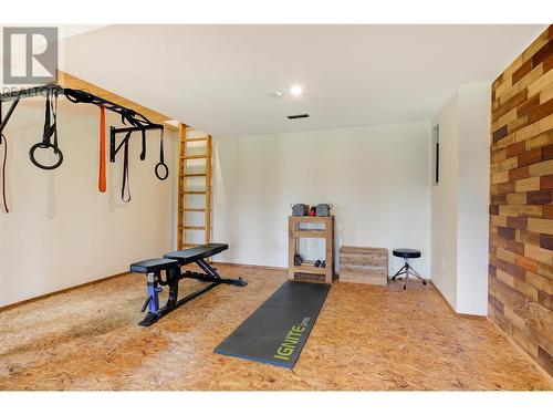 10604 Bonnie Drive, Lake Country, BC - Indoor Photo Showing Gym Room