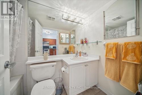 511 - 455 Rosewell Avenue, Toronto (Lawrence Park South), ON - Indoor Photo Showing Bathroom