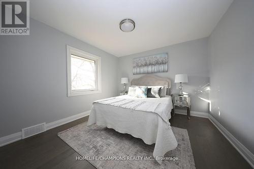 426 Cromwell Avenue, Oshawa (Vanier), ON - Indoor Photo Showing Bedroom