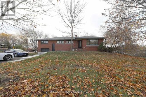 426 Cromwell Avenue, Oshawa (Vanier), ON - Outdoor