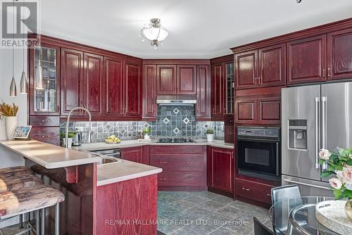 18 Vellore Woods Boulevard, Vaughan, ON - Indoor Photo Showing Kitchen With Stainless Steel Kitchen