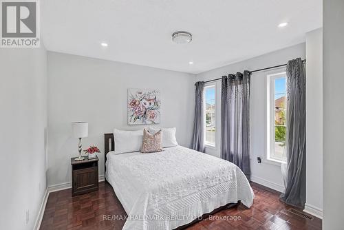 18 Vellore Woods Boulevard, Vaughan (Vellore Village), ON - Indoor Photo Showing Bedroom