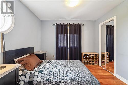 203 Thomson Creek Boulevard, Vaughan (Islington Woods), ON - Indoor Photo Showing Bedroom