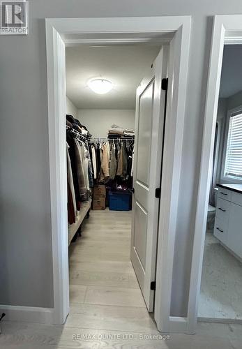 116 Hastings Park Drive S, Belleville, ON - Indoor With Storage