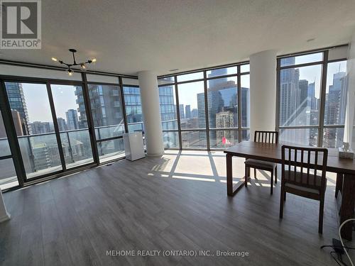 #2808 - 832 Bay Street, Toronto (Bay Street Corridor), ON - Indoor