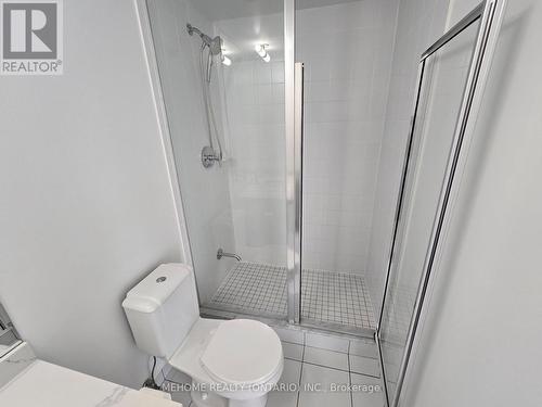 #2808 - 832 Bay Street, Toronto (Bay Street Corridor), ON - Indoor Photo Showing Bathroom