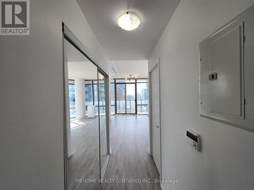 #2808 - 832 Bay Street, Toronto (Bay Street Corridor), ON - Indoor Photo Showing Other Room