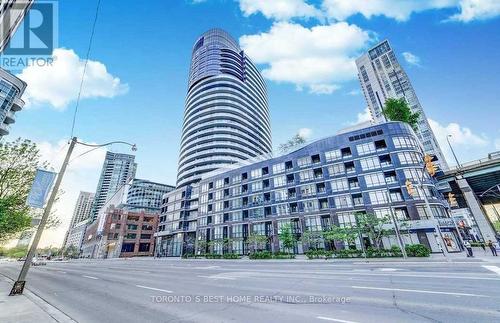 2Nd Bed - 420 Lake Shore G02 Boulevard W, Toronto, ON - Outdoor With Facade