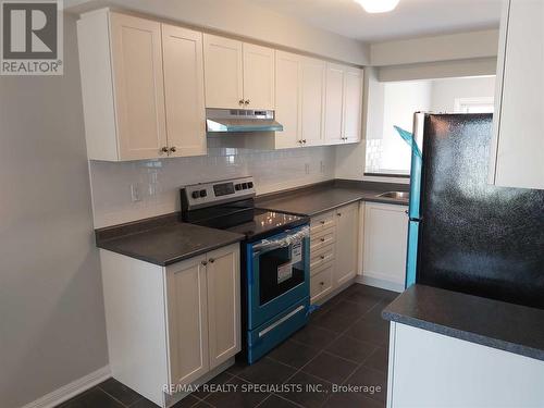 271 Mortimer Crescent, Milton (Harrison), ON - Indoor Photo Showing Kitchen