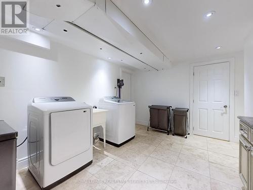 534 Pinegrove Road, Oakville (Bronte East), ON - Indoor Photo Showing Laundry Room