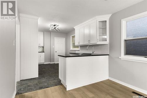 1845 Montreal Street, Regina, SK - Indoor Photo Showing Kitchen