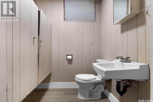 1845 Montreal Street, Regina, SK - Indoor Photo Showing Bathroom