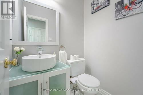 32 Rainforest Drive, Brampton (Sandringham-Wellington), ON - Indoor Photo Showing Bathroom