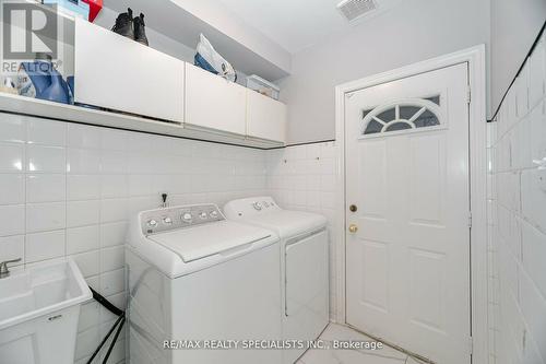 32 Rainforest Drive, Brampton (Sandringham-Wellington), ON - Indoor Photo Showing Laundry Room