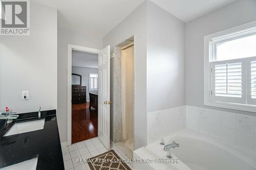 32 Rainforest Drive, Brampton (Sandringham-Wellington), ON - Indoor Photo Showing Bathroom