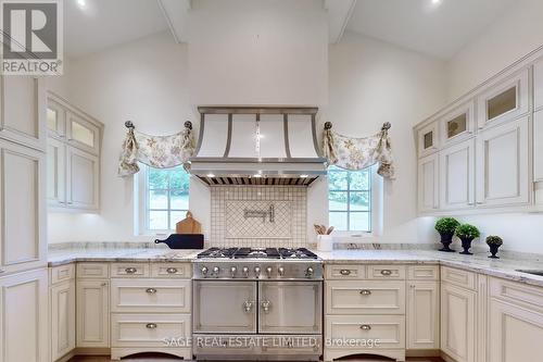 17284 The Gore Road, Caledon (Caledon East), ON - Indoor Photo Showing Kitchen With Upgraded Kitchen