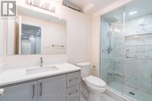 41 Lathbury Street, Brampton, ON - Indoor Photo Showing Bathroom