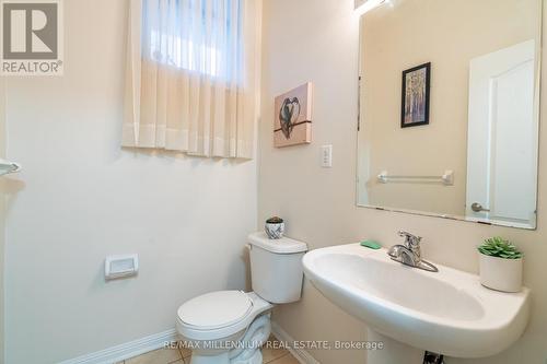 41 Lathbury Street, Brampton, ON - Indoor Photo Showing Bathroom