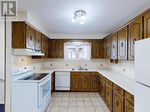 34 Camperdown Avenue, Toronto (Kingsview Village-The Westway), ON - Indoor Photo Showing Kitchen With Double Sink