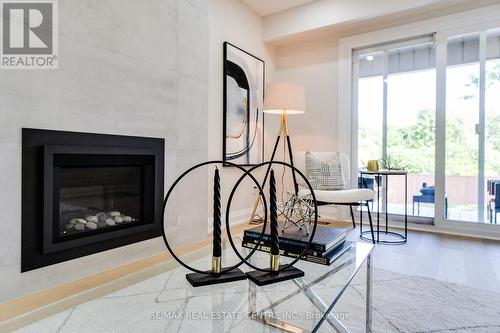 902 Kowal Drive, Mississauga (Lorne Park), ON - Indoor With Fireplace