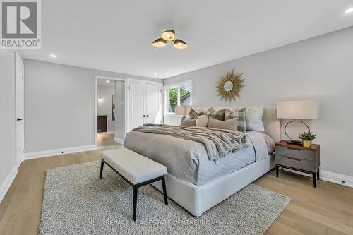 902 Kowal Drive, Mississauga (Lorne Park), ON - Indoor Photo Showing Bedroom