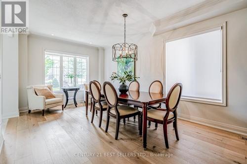 2083 Jaguar Lane, Oakville (West Oak Trails), ON - Indoor Photo Showing Dining Room