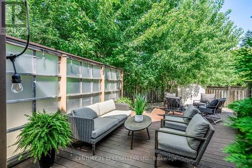 2083 Jaguar Lane, Oakville (West Oak Trails), ON - Outdoor With Deck Patio Veranda