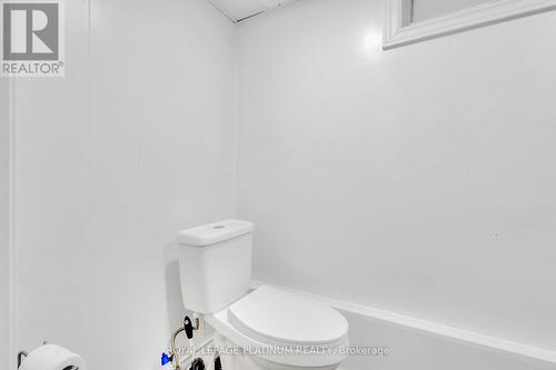 6 Rossford Crescent, Kitchener, ON - Indoor Photo Showing Bathroom