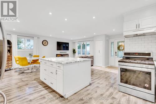 6 Rossford Crescent, Kitchener, ON - Indoor Photo Showing Kitchen