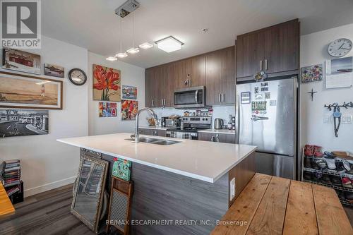 506 - 467 Charlton Avenue E, Hamilton (Stinson), ON - Indoor Photo Showing Kitchen With Stainless Steel Kitchen With Double Sink